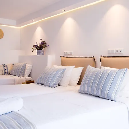 Dimele & Mykonos Town