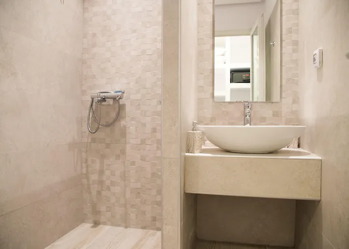 Отель Dimele & 2*