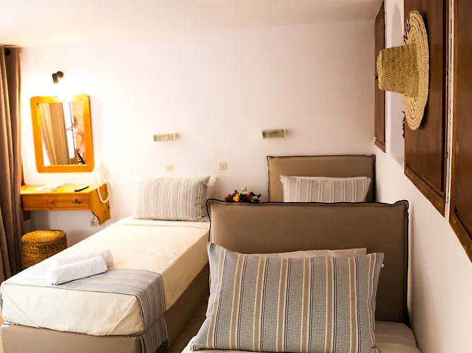 Dimele & Mykonos Town